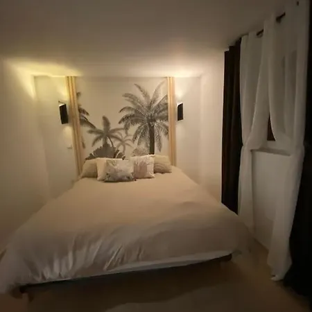 Apartment T2 Avec Jacuzzi Et Jardin Pres De Giverny Et De La Roche-guyon Bonnieres-sur-Seine